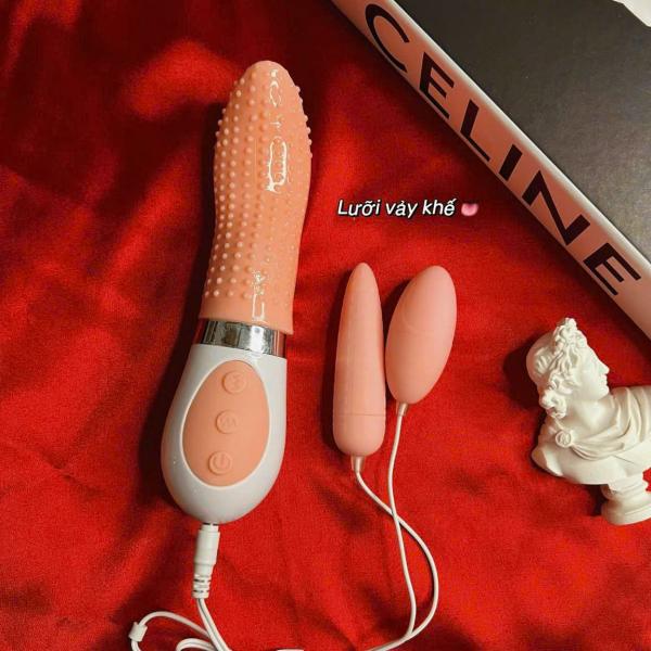 Lưỡi liếm vảy khế kết hợp trứng rung kích thích điểm G 