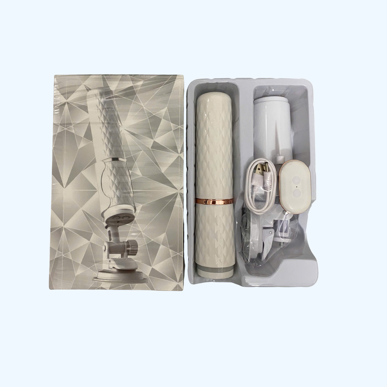Dương vật giả Diamond có đế gắn tường rung thụt nhiệt kết hợp điều khiển từ xa
