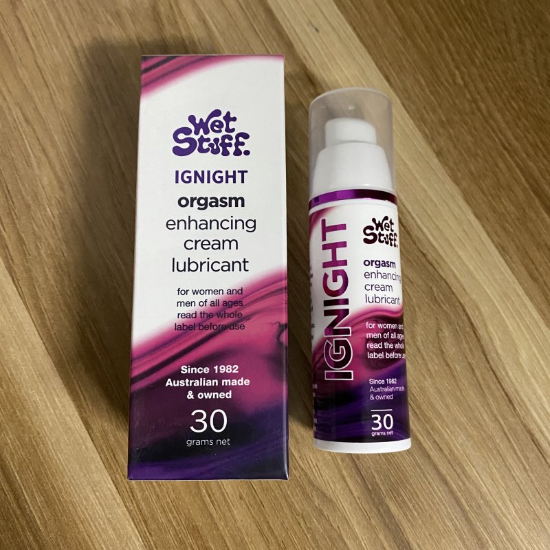 Gel bôi trơn vùng kín kích thích tăng khoái cảm Wet Stuff Ignight cao cấp chính hãng 