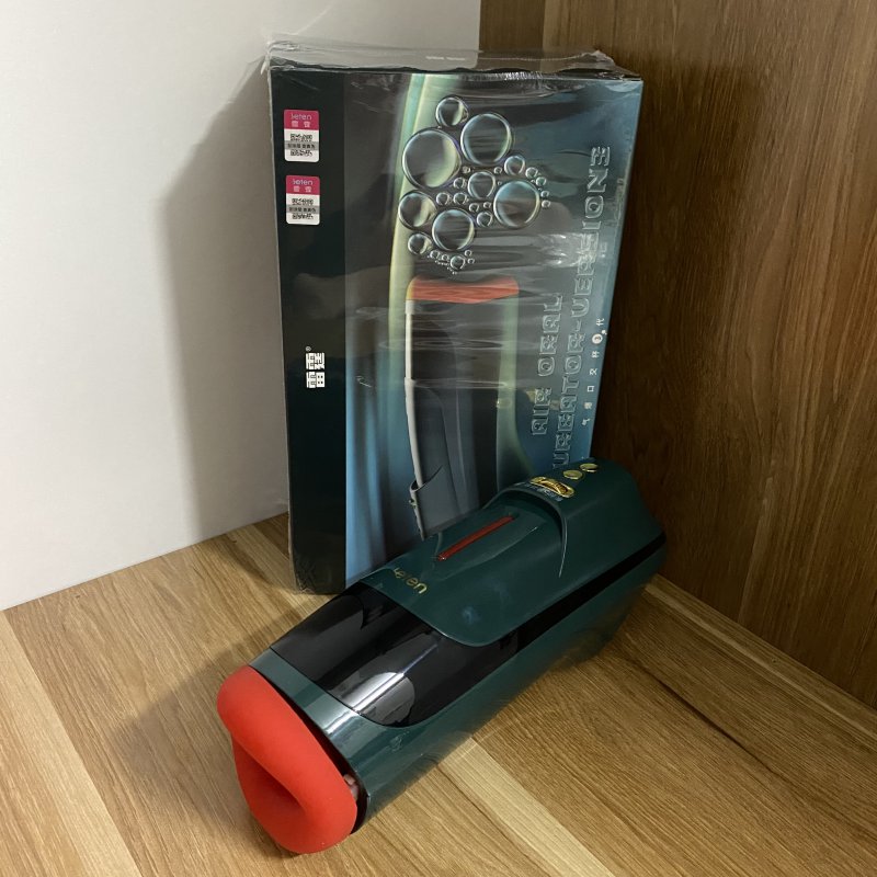 Máy thủ dâm tự động Leten Air Oral Version 3 rung rên thụt lưỡi liếm sưởi ấm cao cấp màu xanh 